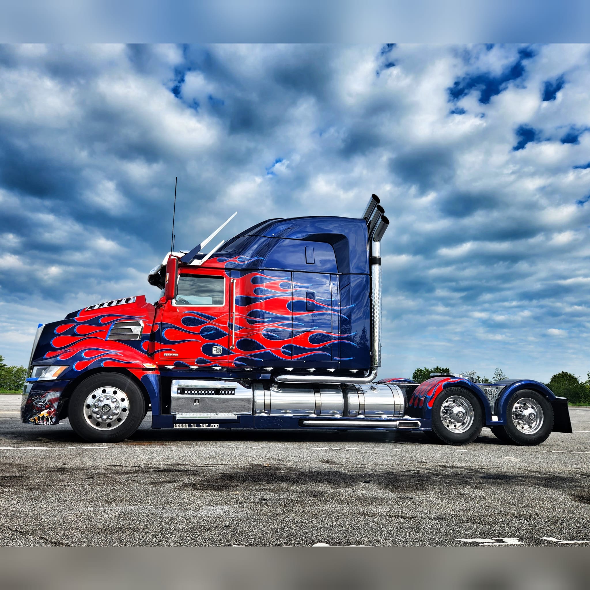 Optimus Prime truck replica