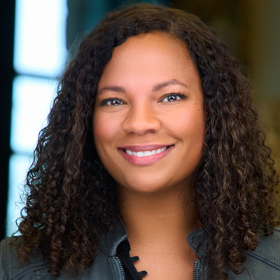 Leigh Ann Oravecz head shot